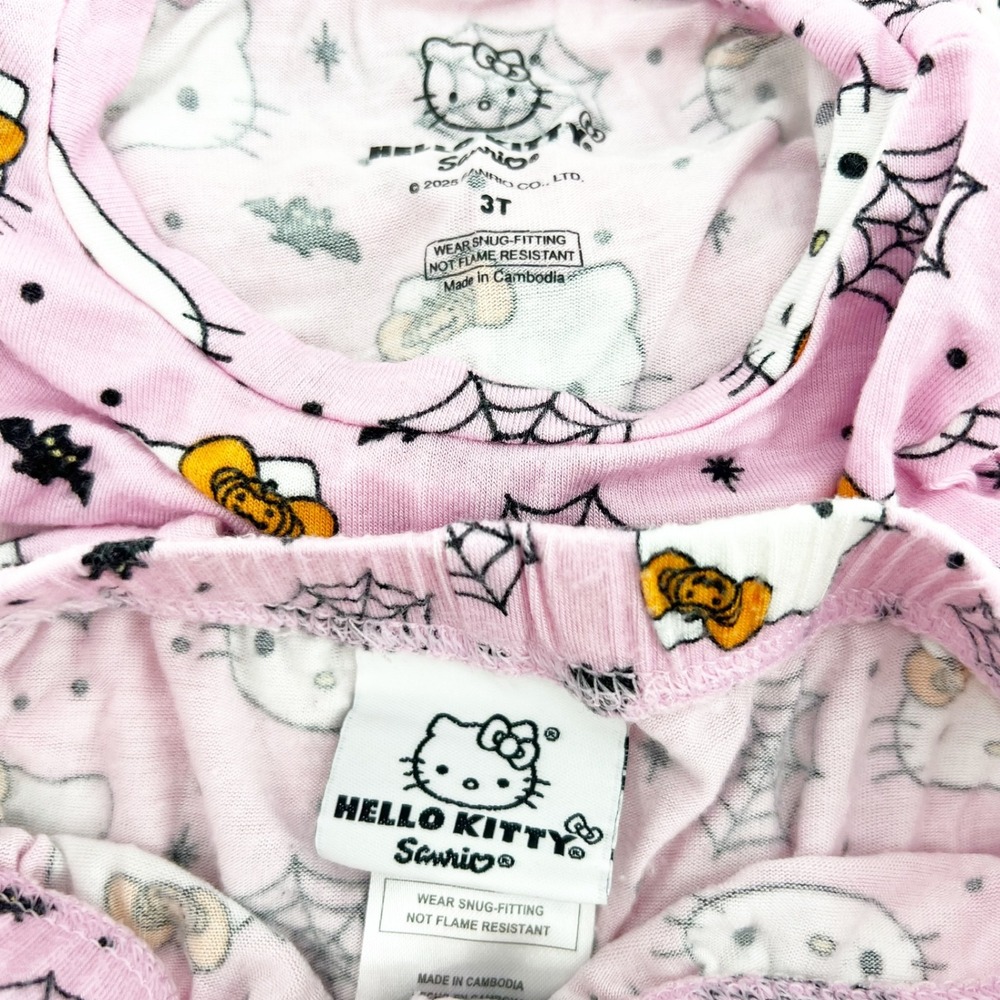 Hello Kitty Sanrio Halloween Pink Pajama Set Toddler 3T Spooky Pumpkin Bats PJs - Picture 2 of 3